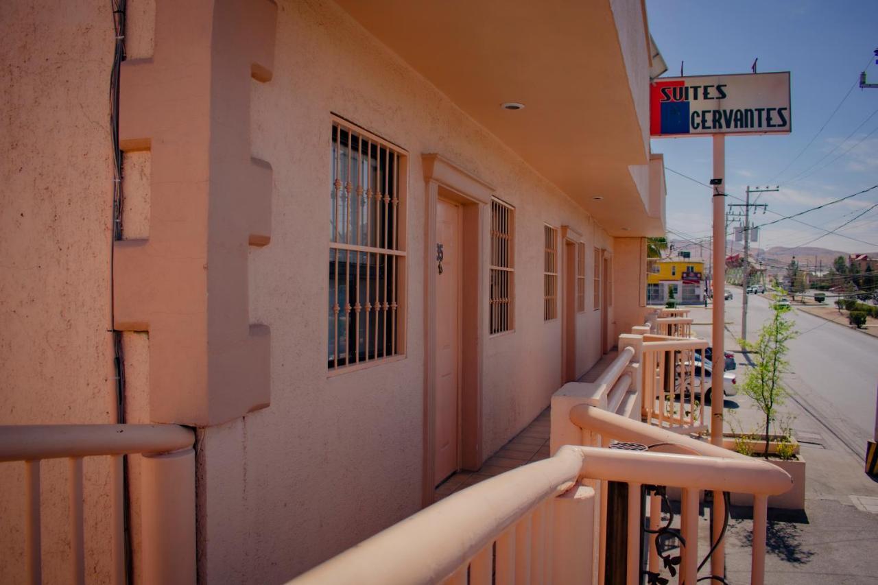 Suites Cervantes Chihuahua Dış mekan fotoğraf
